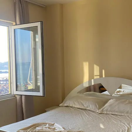 Apartment Ina