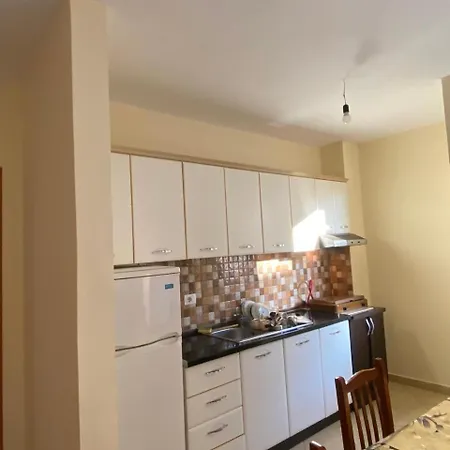 Ina Apartamento Shëngjin