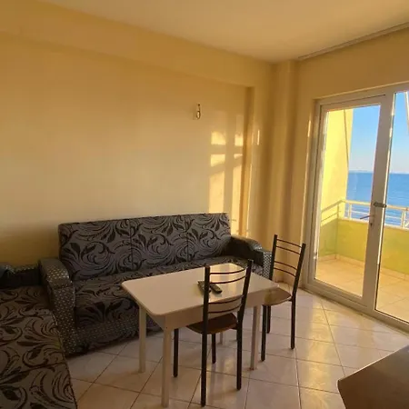 Apartamento Ina Shëngjin
